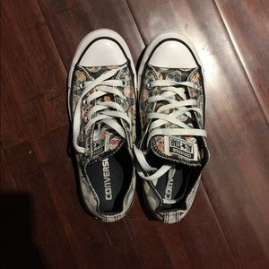 Day of the dead converse.
